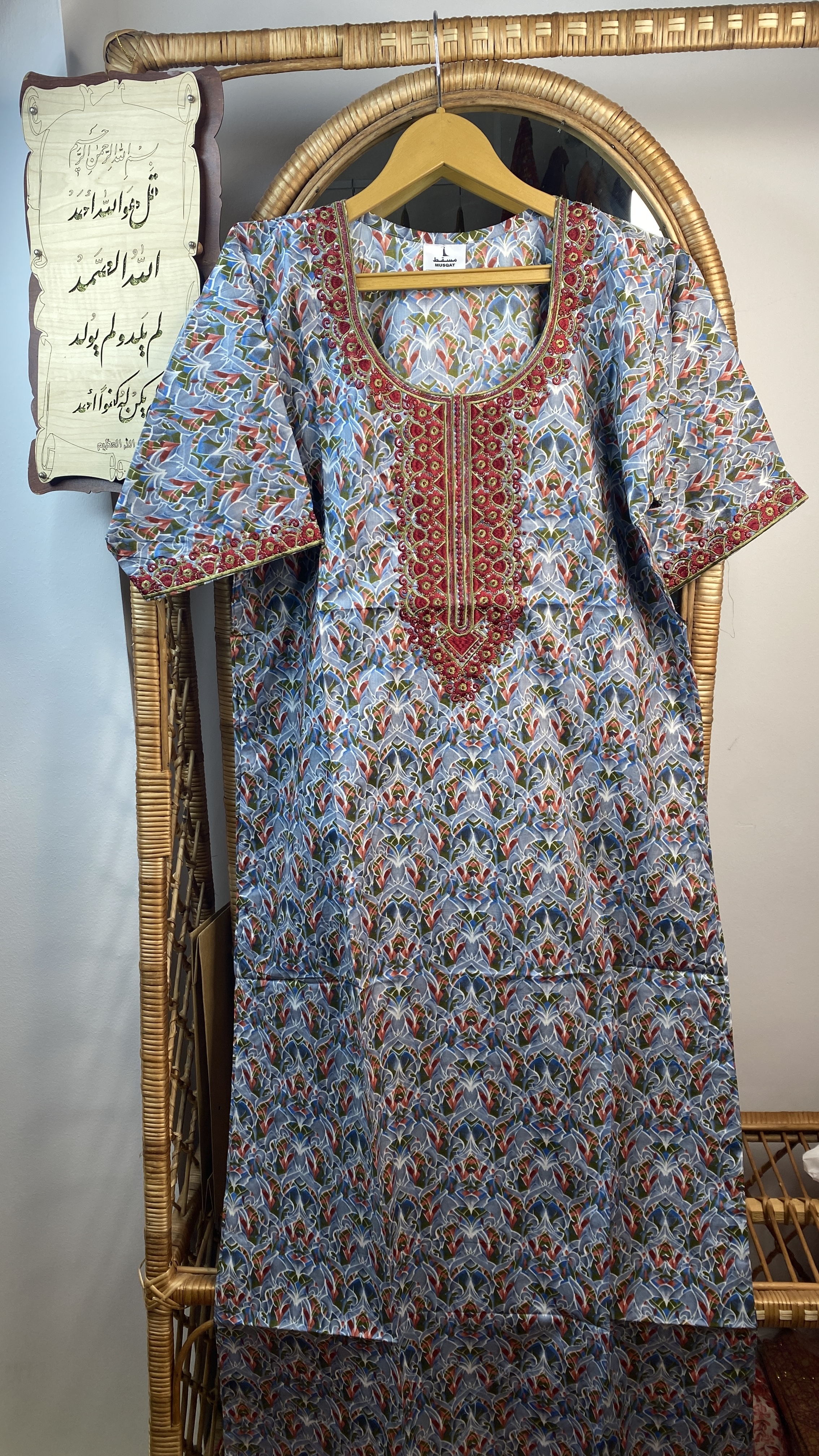 لباس بندری ،کتان نخ هندی جلو گولدوزی شده جیب دار